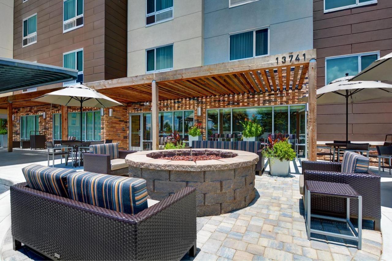 Towneplace Suites By Marriott Jacksonville East Exteriör bild